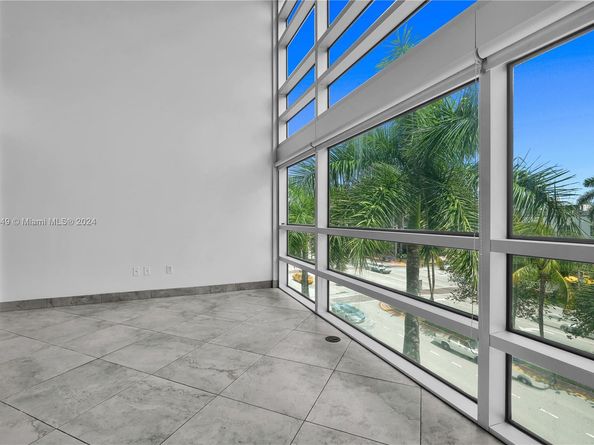 421 Meridian Ave 16, Miami Beach FL 33139