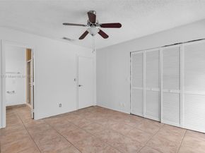 1161 NW 99th Ter 38, Pembroke Pines FL 33024