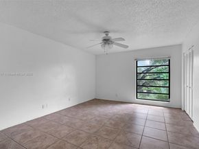 1161 NW 99th Ter 38, Pembroke Pines FL 33024