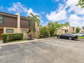 1161 NW 99th Ter 38, Pembroke Pines FL 33024