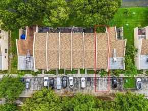 1161 NW 99th Ter 38, Pembroke Pines FL 33024