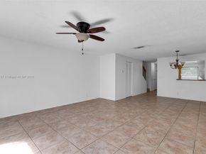 1161 NW 99th Ter 38, Pembroke Pines FL 33024
