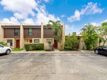 1161 NW 99th Ter