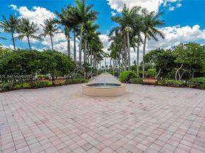 1996 NW 170th Ter, Pembroke Pines FL 33028