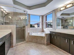 1996 NW 170th Ter, Pembroke Pines FL 33028