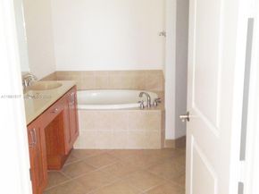 3020 NW 125th Ave 211, Sunrise FL 33323