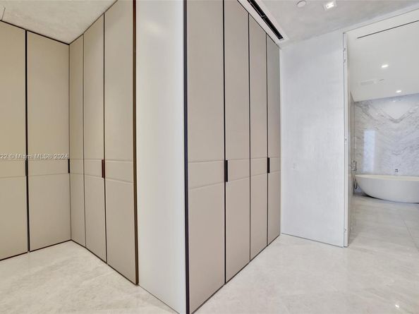 18501 E Collins Ave 5001, Sunny Isles Beach FL 33160