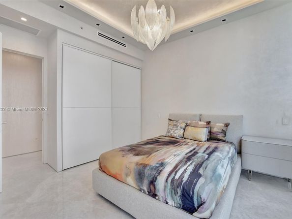 18501 E Collins Ave 5001, Sunny Isles Beach FL 33160