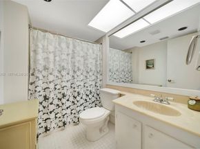 701 SW 128th Ave 207F, Pembroke Pines FL 33027