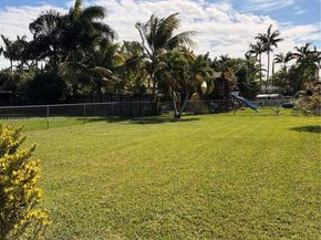 18225 SW 94th Ave, Palmetto Bay FL 33157