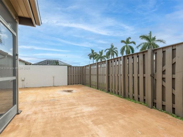 11362 SW 87th Ter, Miami FL 33173