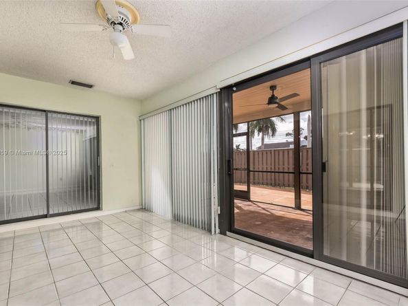 11362 SW 87th Ter, Miami FL 33173