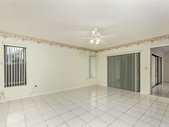 11362 SW 87th Ter, Miami FL 33173