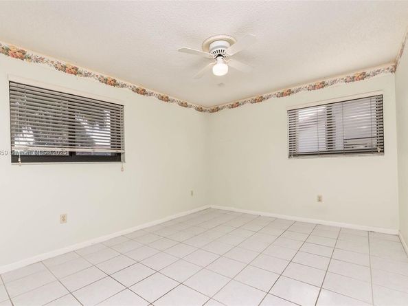 11362 SW 87th Ter, Miami FL 33173