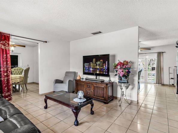 2840 SW 132nd Ct, Miami FL 33175