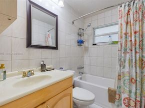7301 NW 57th Pl, Tamarac FL 33321