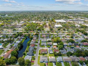 7301 NW 57th Pl, Tamarac FL 33321