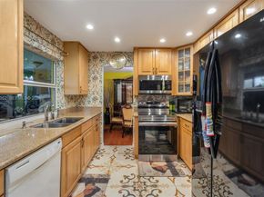 7301 NW 57th Pl, Tamarac FL 33321