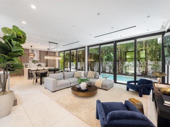3648 Loquat Ave, Coconut Grove FL 33133