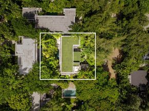 3648 Loquat Ave, Coconut Grove FL 33133