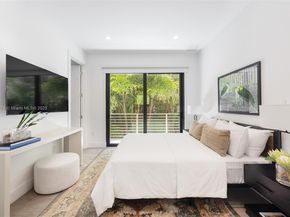 3648 Loquat Ave, Coconut Grove FL 33133