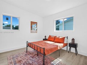 5730 SW 54th Ter, Davie FL 33314