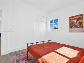 5730 SW 54th Ter, Davie FL 33314