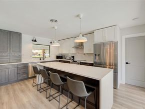 2117 NE 62nd St, Fort Lauderdale FL 33308