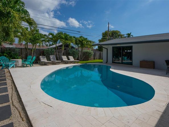 2117 NE 62nd St, Fort Lauderdale FL 33308