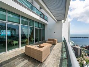 1331 Brickell Bay Dr 302, Miami FL 33131