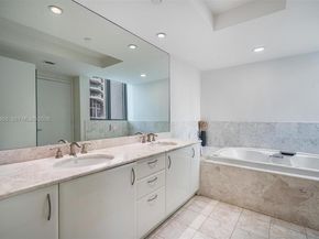1331 Brickell Bay Dr 302, Miami FL 33131