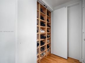 1331 Brickell Bay Dr 302, Miami FL 33131