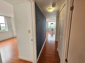 1300 NE Miami Gardens Dr 706E, Miami FL 33179