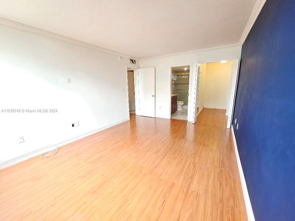 1300 NE Miami Gardens Dr 706E, Miami FL 33179