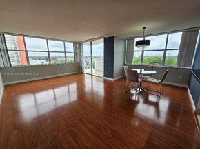 1300 NE Miami Gardens Dr 706E, Miami FL 33179