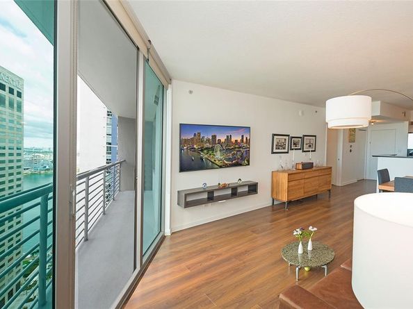 325 S Biscayne Blvd 2918, Miami FL 33131