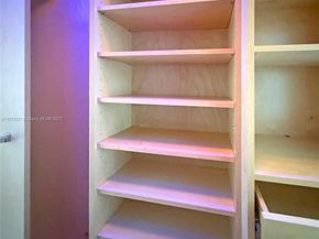 325 S Biscayne Blvd 2918, Miami FL 33131