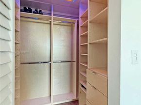 325 S Biscayne Blvd 2918, Miami FL 33131