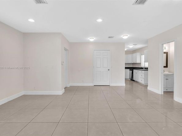 1316 NW 3rd St, Fort Lauderdale FL 33311