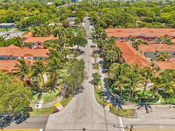 1316 NW 3rd St, Fort Lauderdale FL 33311
