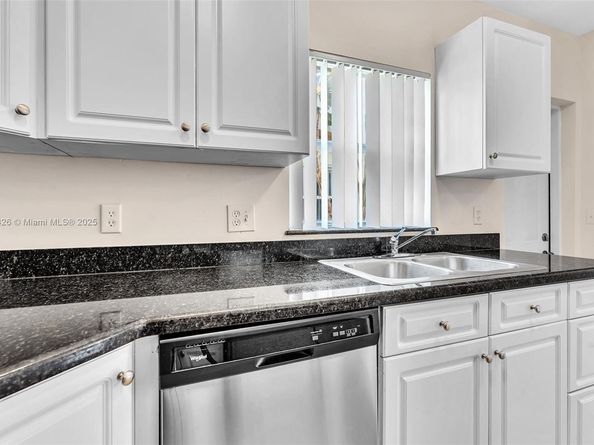 1316 NW 3rd St, Fort Lauderdale FL 33311
