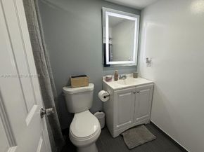 5767 Washington St F1, Hollywood FL 33023