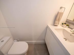 555 NE 15th St 26E, Miami FL 33132