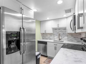 2970 NE 16th Ave 208, Oakland Park FL 33334