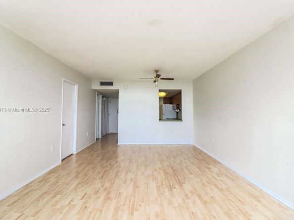 1351 NE Miami Gardens Dr 1001E, Miami FL 33179