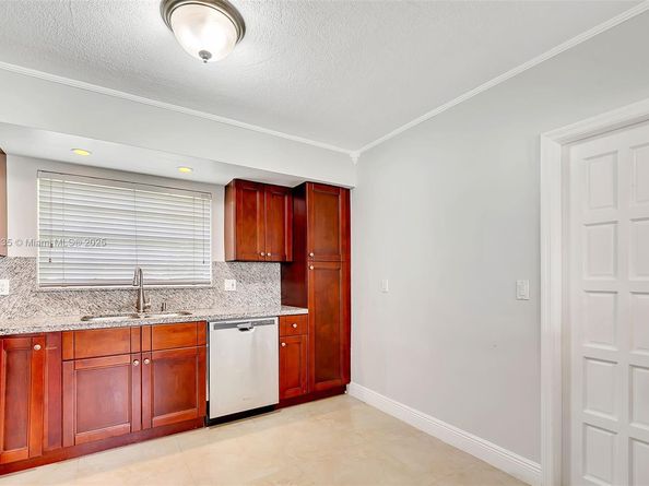 516 Gerona Ave, Coral Gables FL 33146