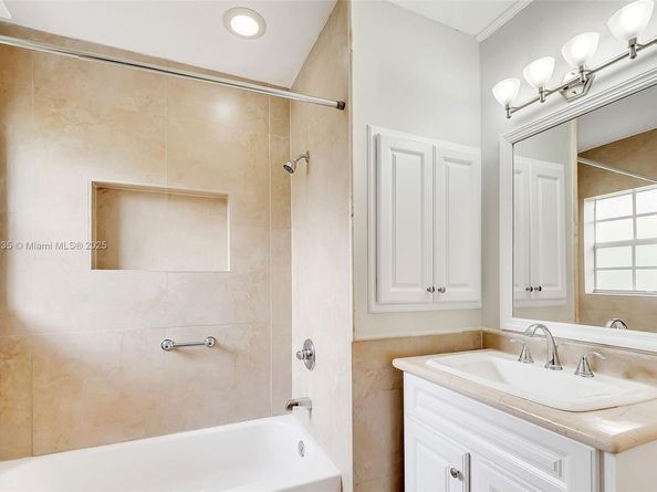 516 Gerona Ave, Coral Gables FL 33146