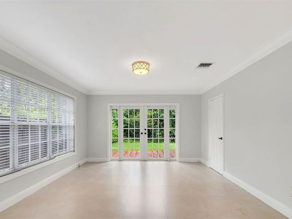 516 Gerona Ave, Coral Gables FL 33146