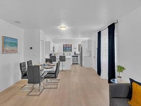 860 NW 17th Ct, Miami FL 33125