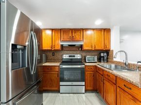 2650 NW 28th St 9089, Miami FL 33142